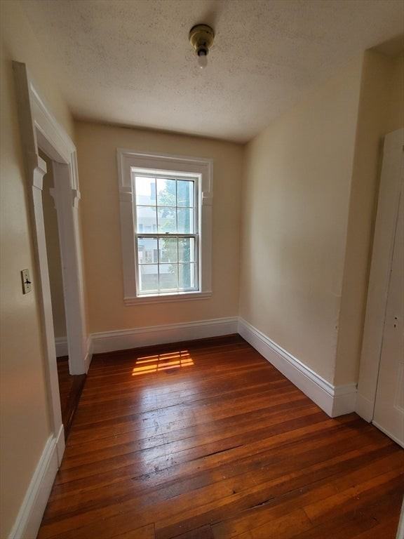 56 Lyman St - Photo 4 of 7