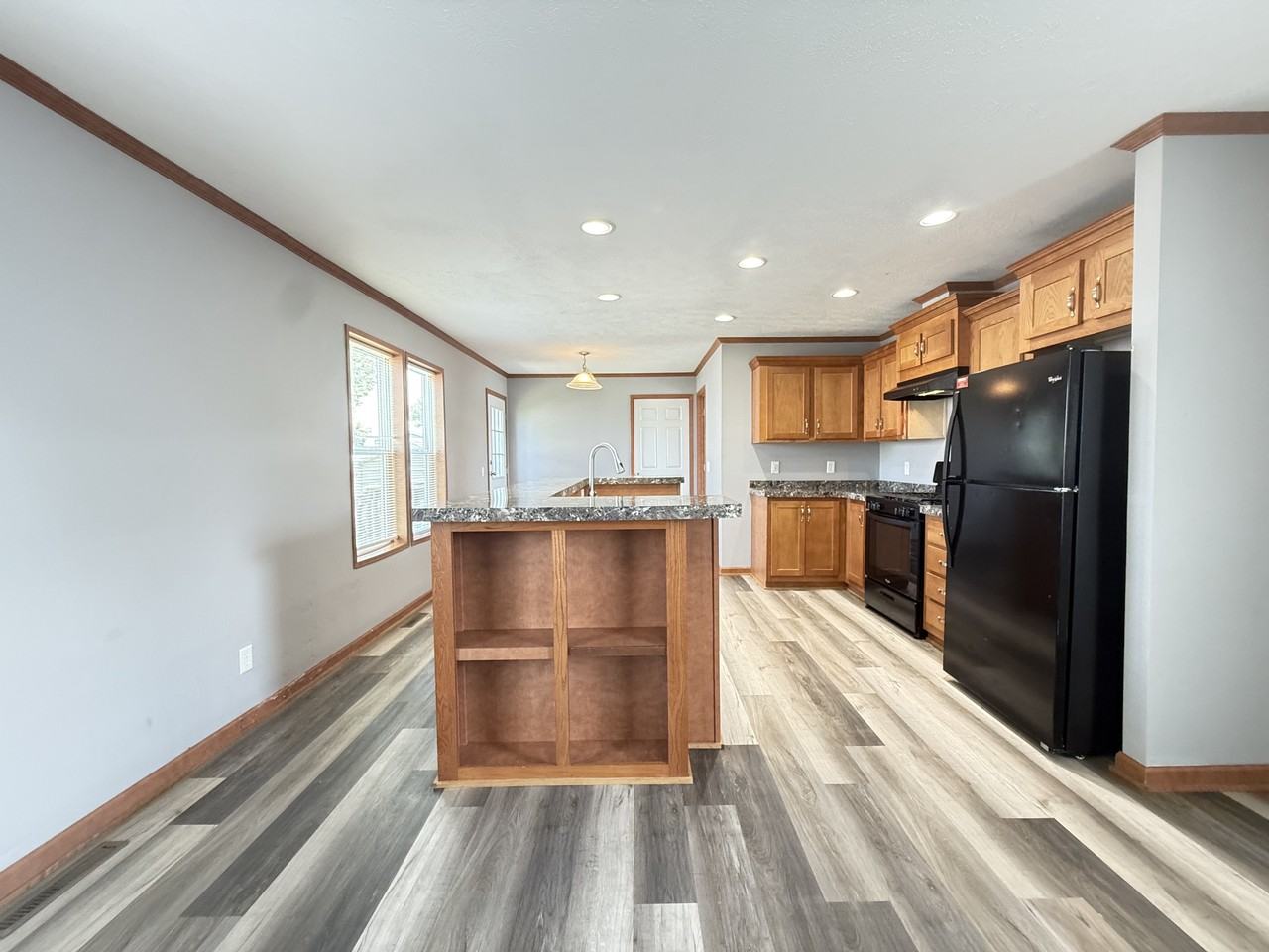 2018 Mockingbird Pl Nw #9 - Photo 5 of 32