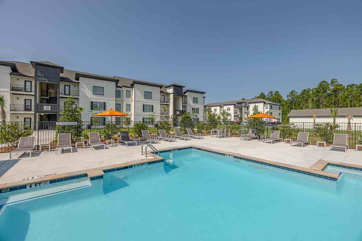 Atlantic Breeze Apartments - Photo 2 of 27