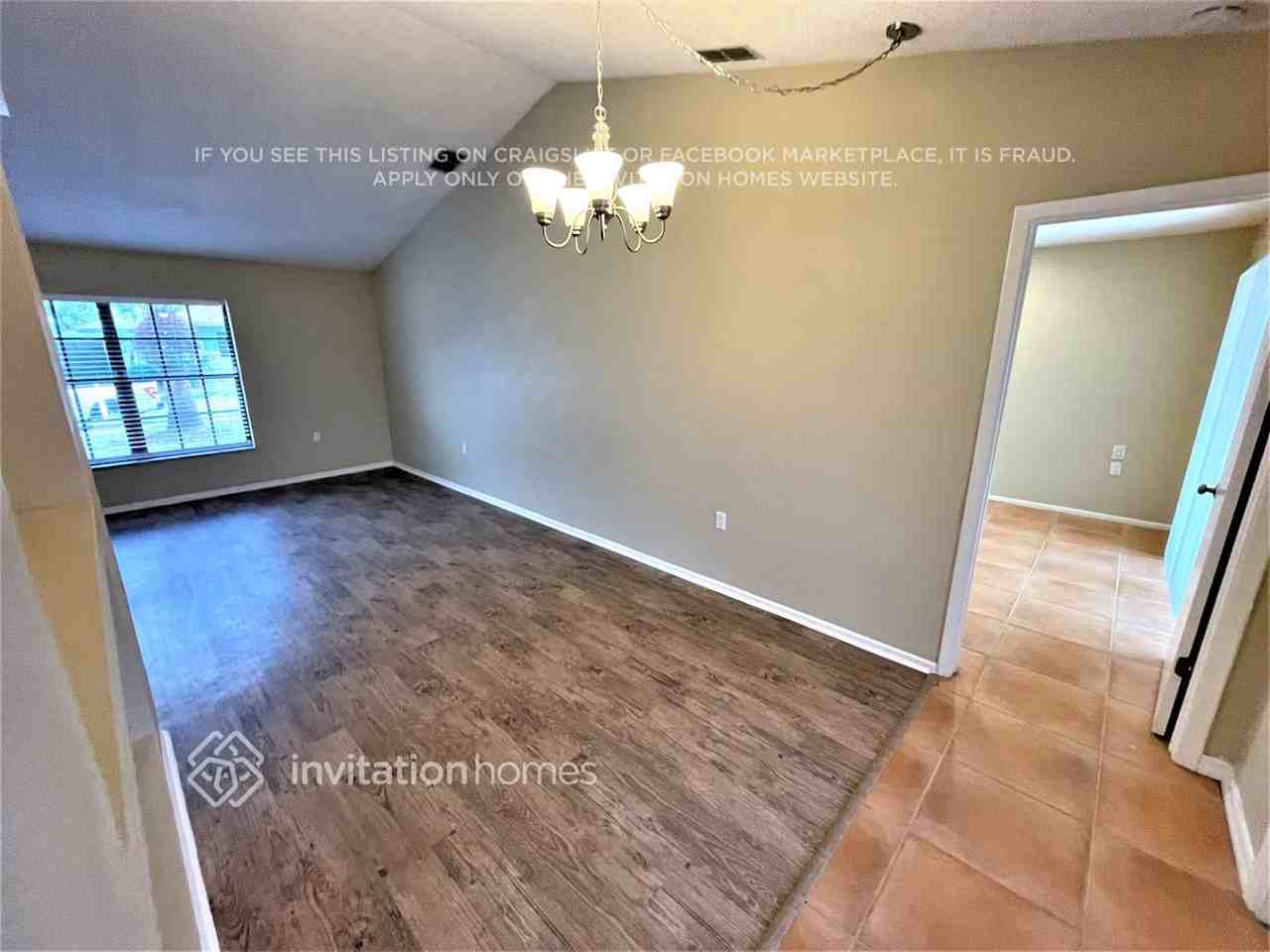 7328 Bent Oak Dr - Photo 5 of 20