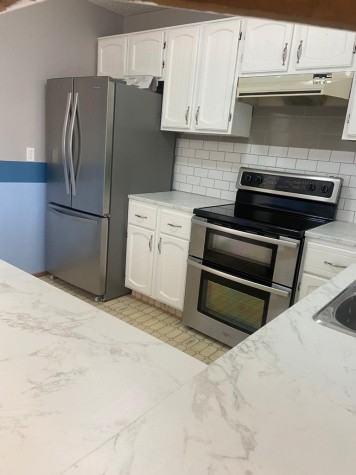 Fabulous 4 Bedroom House in Innisfail with Garage! - Photo 3 of 21