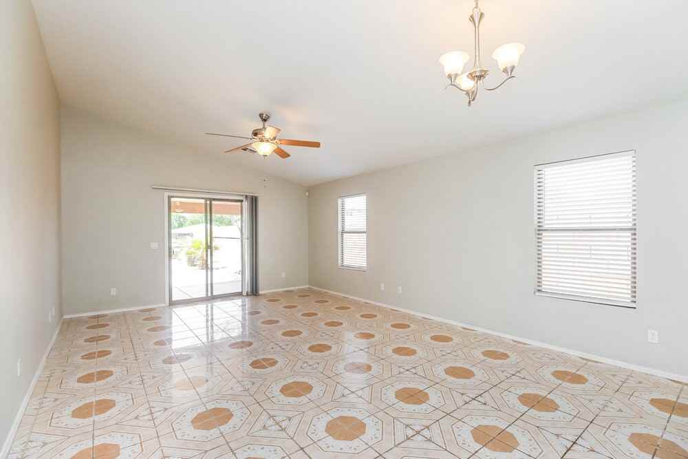 6806 W Gary Way - Photo 3 of 16