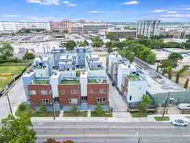 1515 S Akard St #402 - Photo 1 of 1