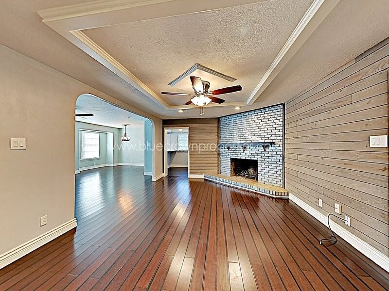 8476 Sweetwood Dr - Photo 4 of 16
