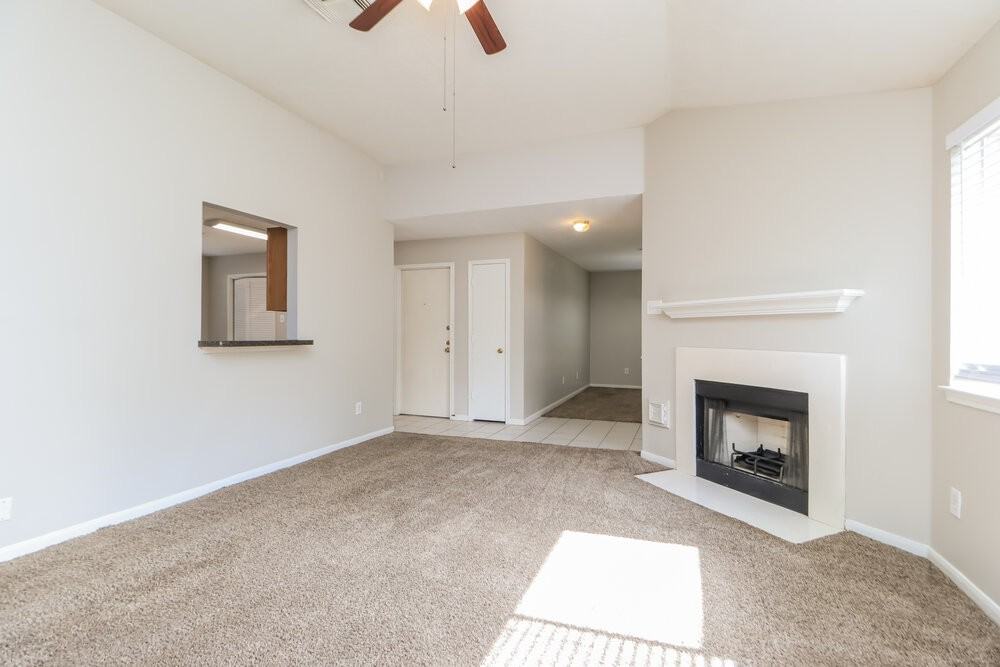 12119 Bowsman Dr - Photo 4 of 16