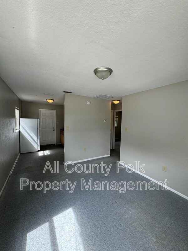 116 Court St Sw - Photo 3 of 7