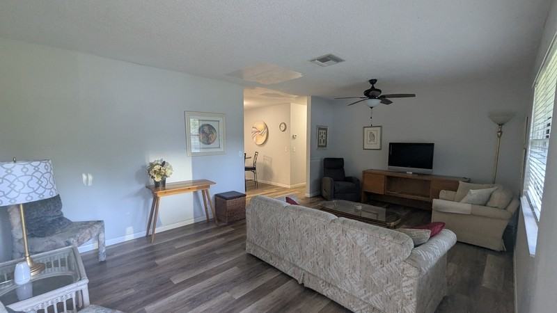 9708 W Sandra St - Photo 2 of 12