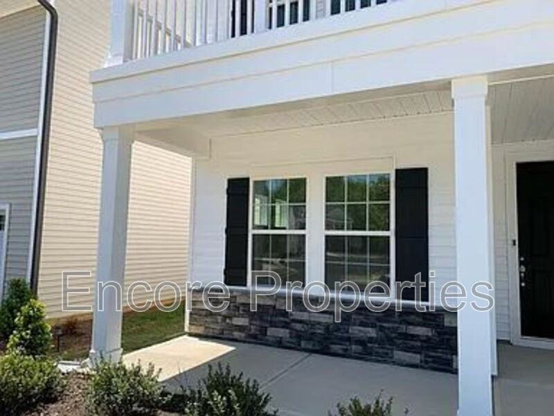 808 Kingsworth Way - Photo 2 of 27