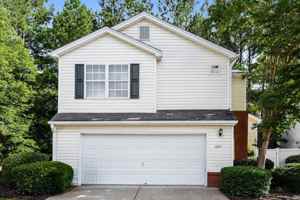 featured image of 1204 W Oaks Way