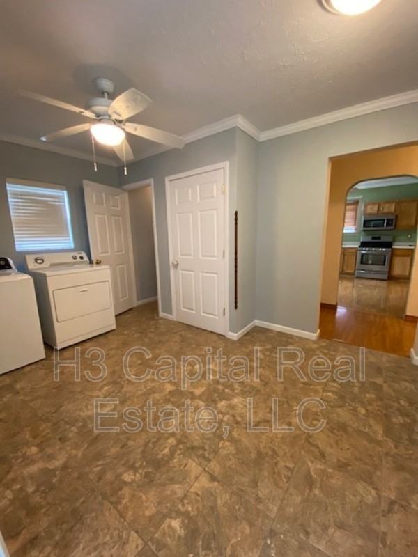 416 S 5th St - Photo 3 of 24