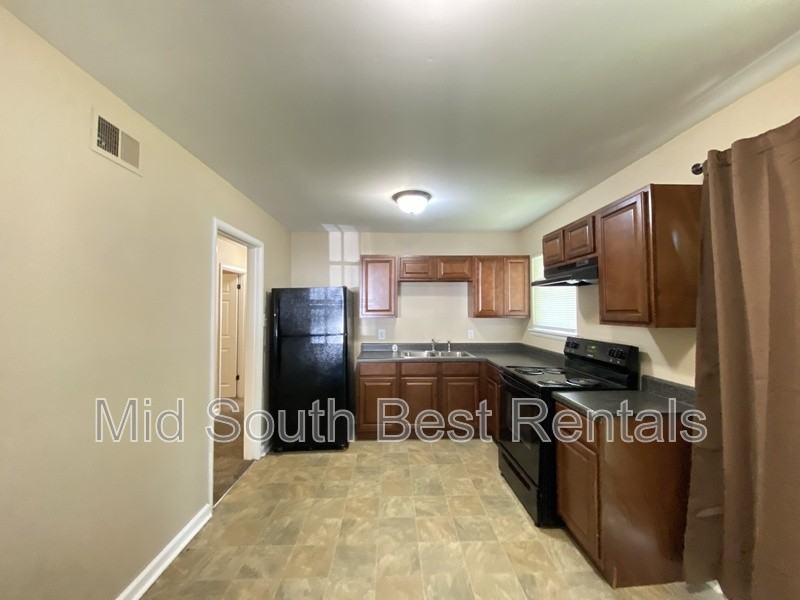 6703 Dove Ln - Photo 3 of 9