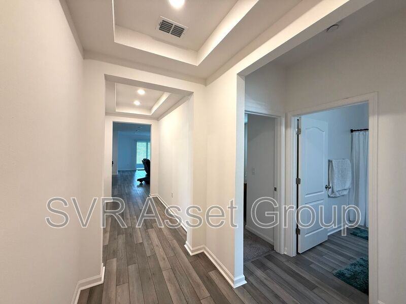 3248 Crocus Ln - Photo 6 of 17