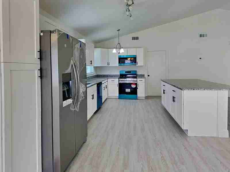 13838 Ginger Creek Blvd - Photo 4 of 18