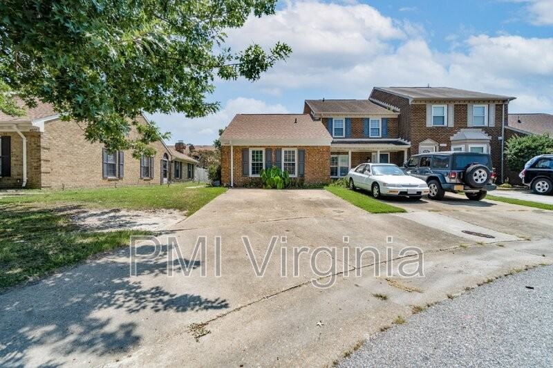 4809 Deming Ct - Photo 3 of 50