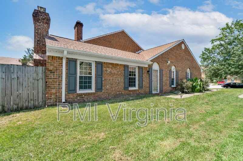 4809 Deming Ct - Photo 6 of 50