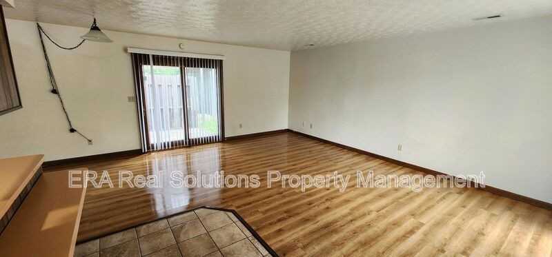 888 W Locust St #A - Photo 2 of 12