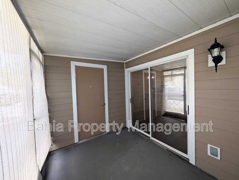 6740 121st Ave #6 - Photo 3 of 21