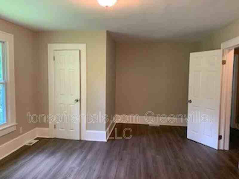 8863 Warren H Abernathy Hwy - Photo 5 of 16