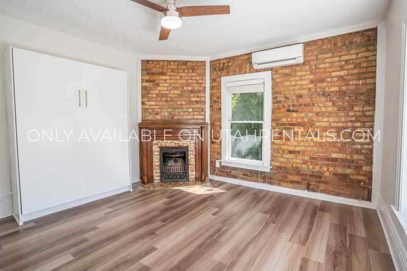 955 E St #5 - Photo 2 of 21