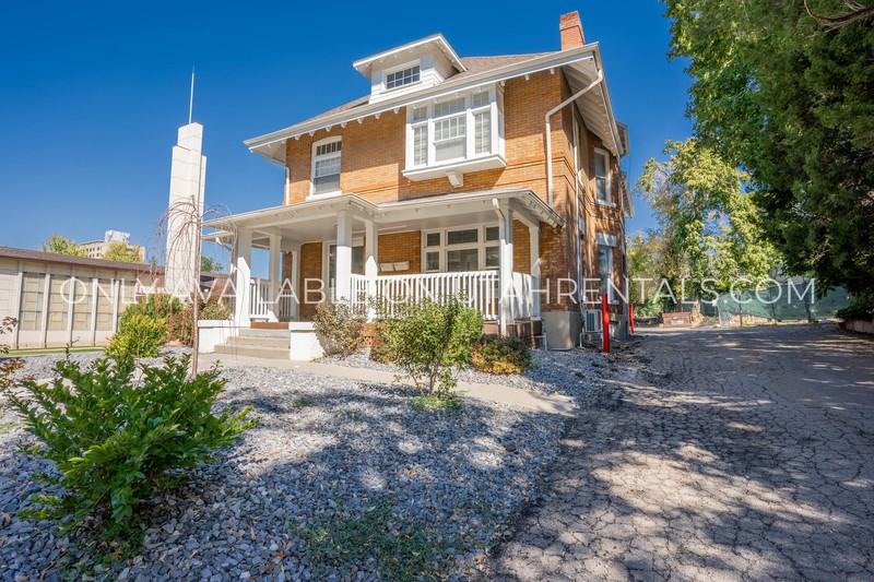 955 E St #5 - Photo 6 of 21