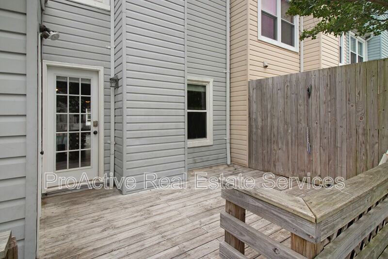 1204 Palmerton Dr - Photo 3 of 19