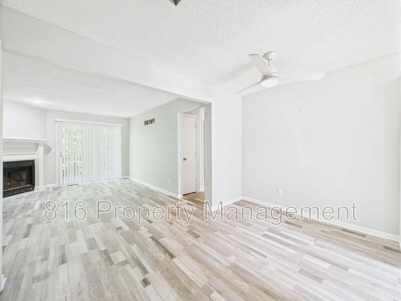 7941 Nw 79th Pl - Photo 3 of 28