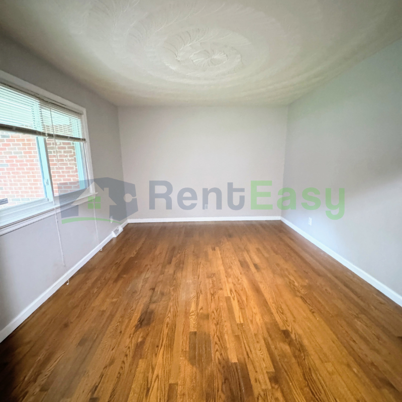 108 Howard Rd - Photo 5 of 31