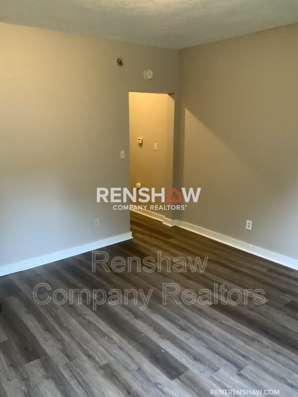 410 N Connell Ave #A - Photo 3 of 17