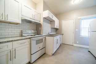 3334 Maize Rd - Photo 1 of 1