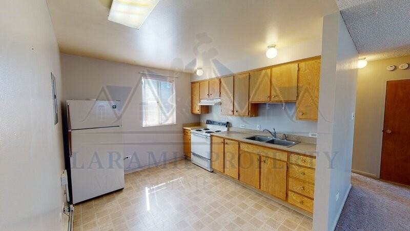 405 S 26th St #8 - Photo 3 of 11