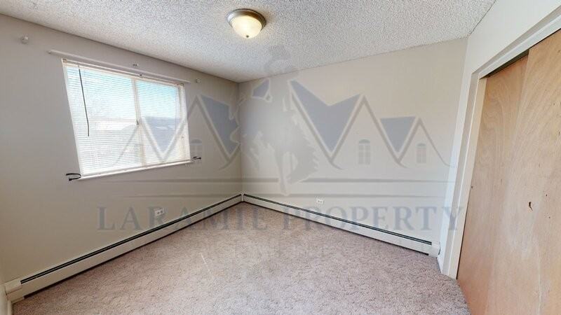 405 S 26th St #8 - Photo 5 of 11