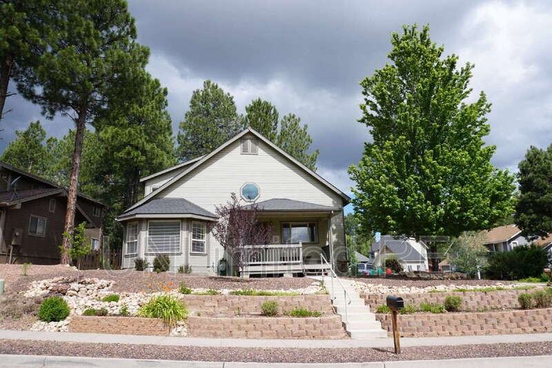 4154 S Pheasant Run Dr - Photo 2 of 30