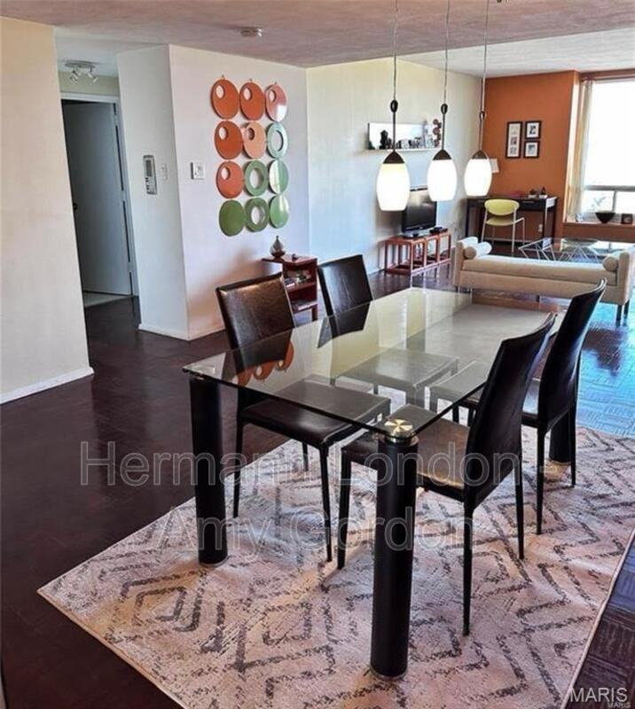 4501 Lindell Blvd #12E - Photo 7 of 23