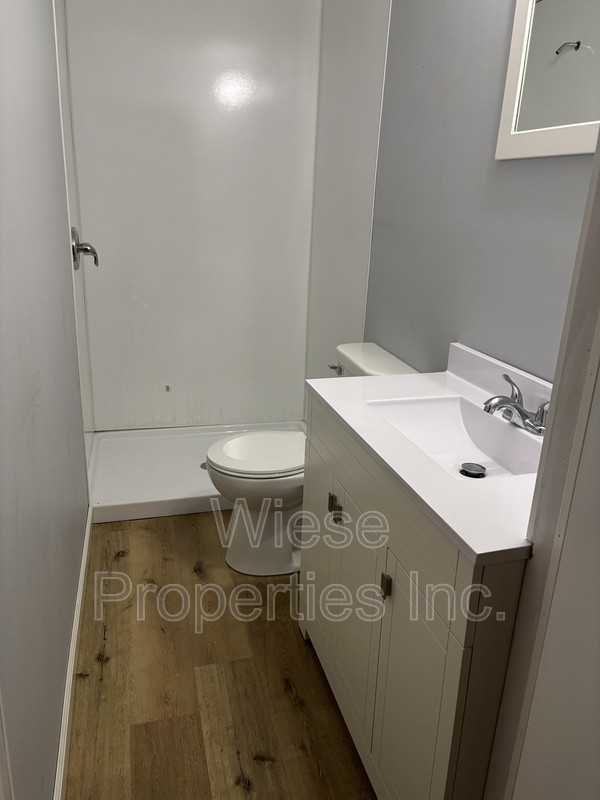 421 N 1st St - Photo 2 of 8