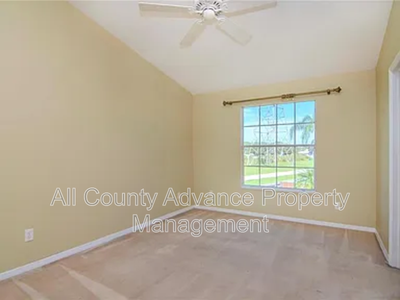 1532 Chateaux De Ville Ct - Photo 7 of 18