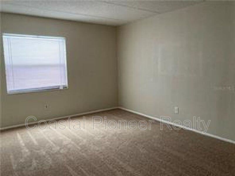2840 Somerset Park Dr - Photo 6 of 9