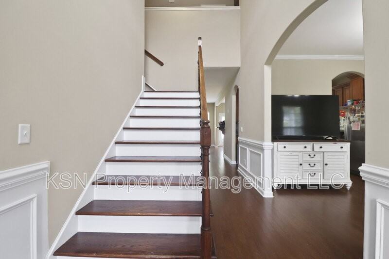 144 Tahoe Dr - Photo 5 of 49