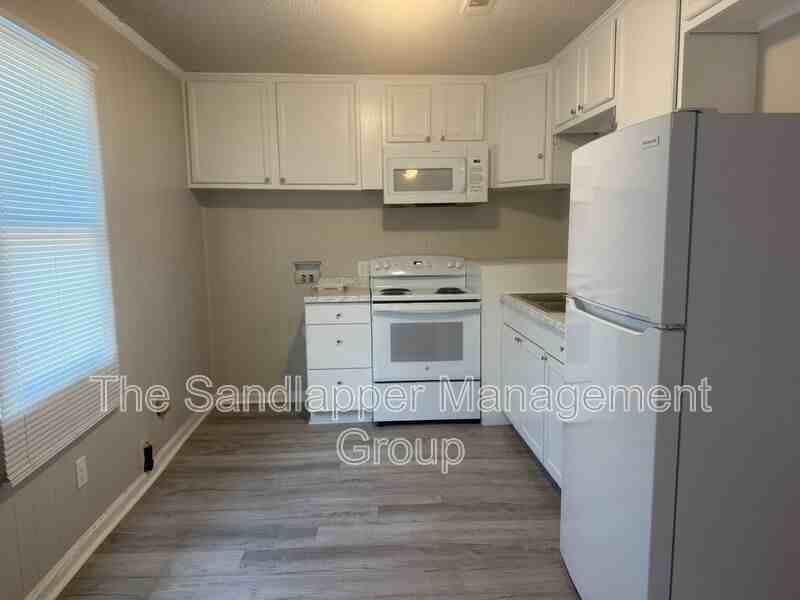 5061 Rockingham St - Photo 2 of 8