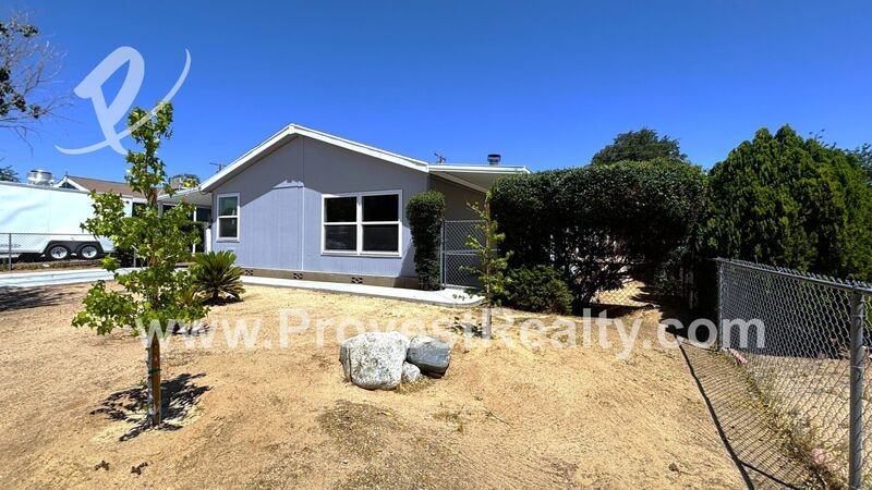 19172 Lindsay St - Photo 3 of 22