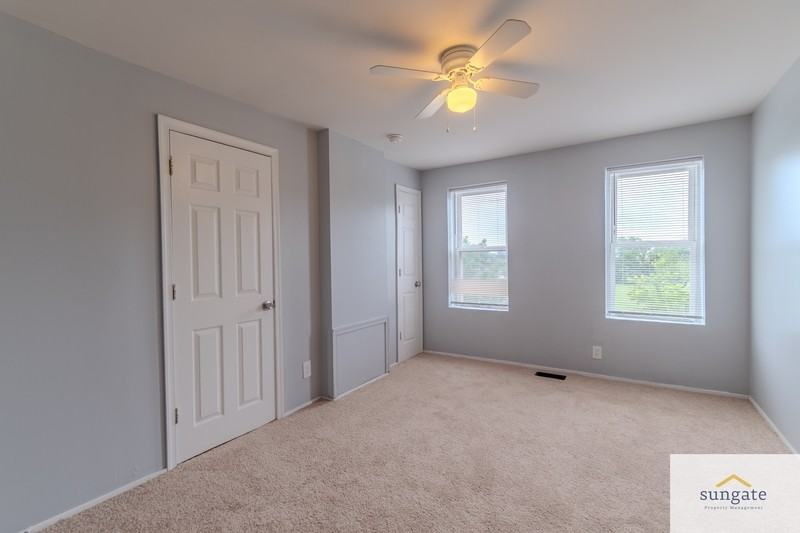 1034 N Eden St - Photo 4 of 12