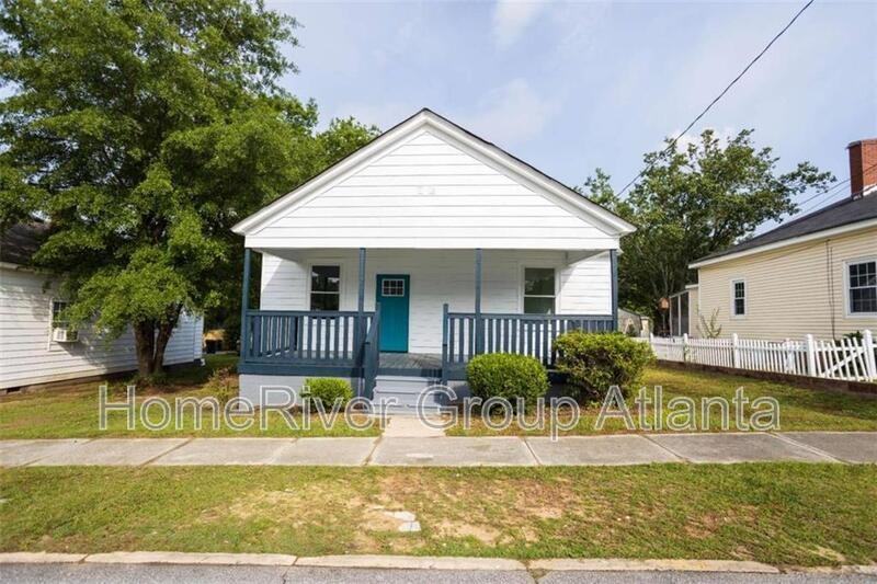 27 Hazel St - Photo 2 of 26