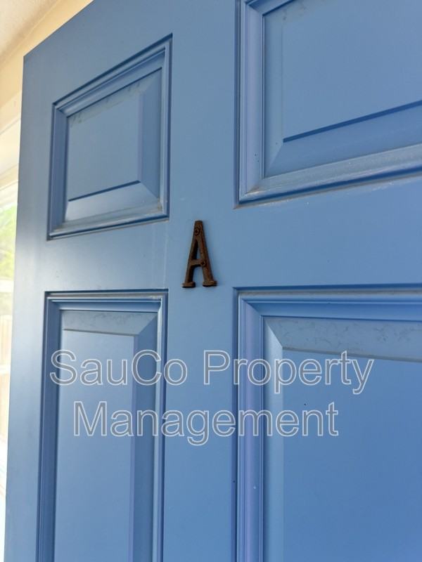 444 N 12th St - Photo 3 of 10