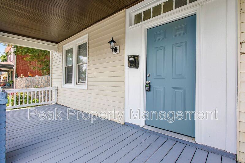 2113 Gordon Ave - Photo 3 of 26