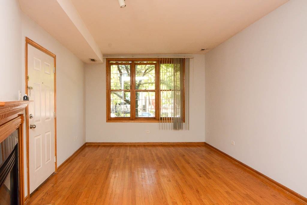 1445 W Cortez St #1 - Photo 6 of 20