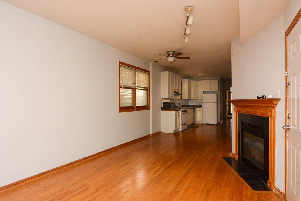 1445 W Cortez St #1 - Photo 7 of 20