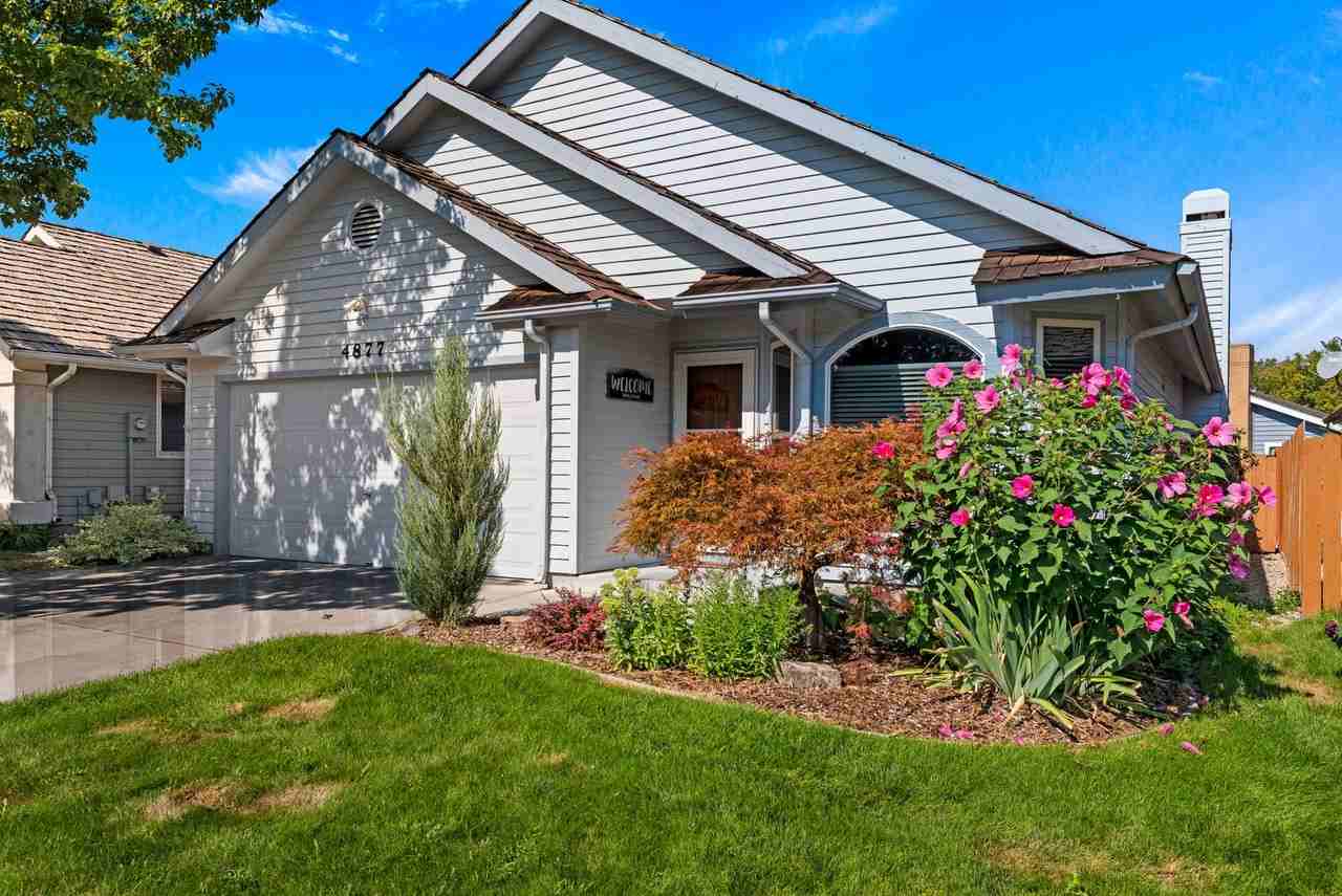 4877 Lakes Edge Pl - Photo 3 of 23