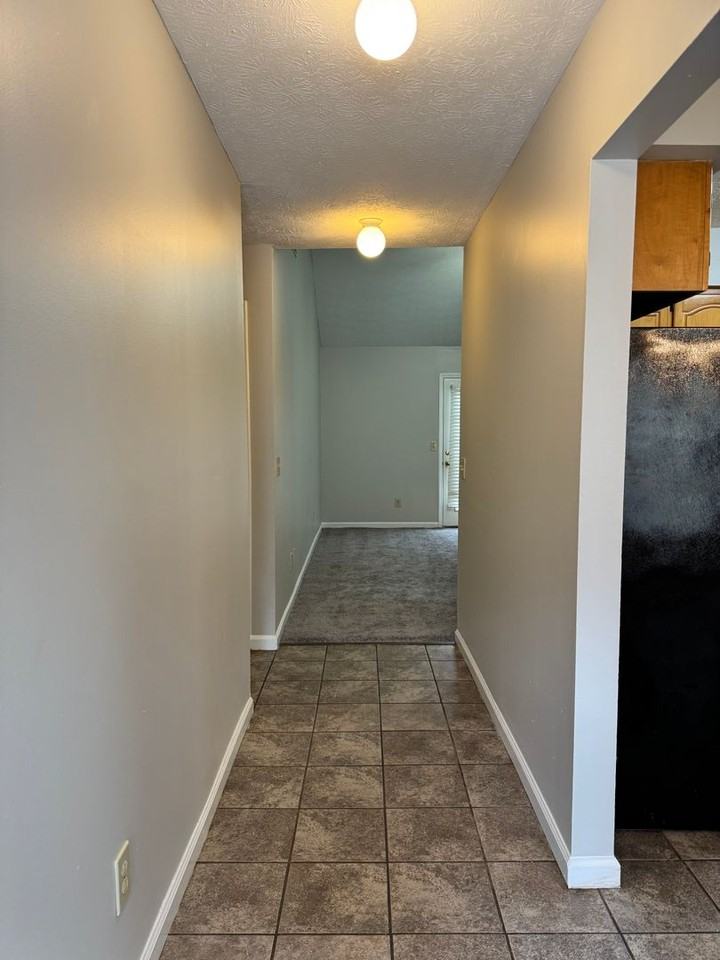 221 Rosalie Ct - Photo 2 of 17