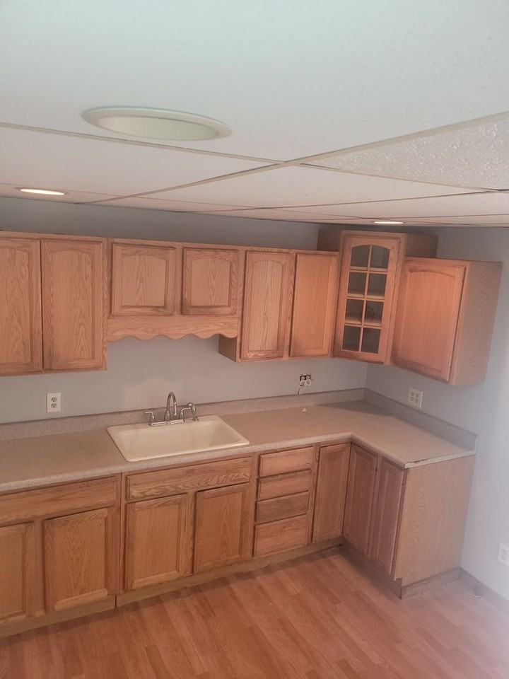 905 S 2nd St - Photo 6 of 15