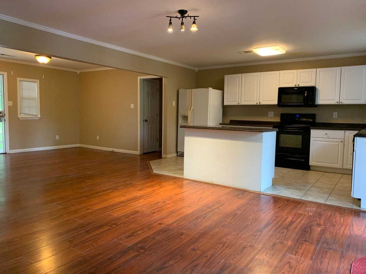 1306 E Twin Lakes Dr - Photo 4 of 19