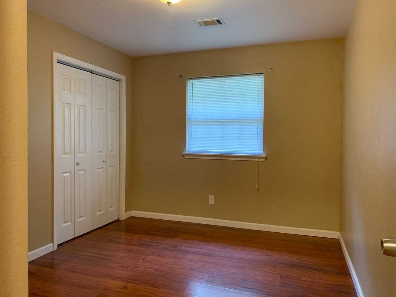 1306 E Twin Lakes Dr - Photo 7 of 19